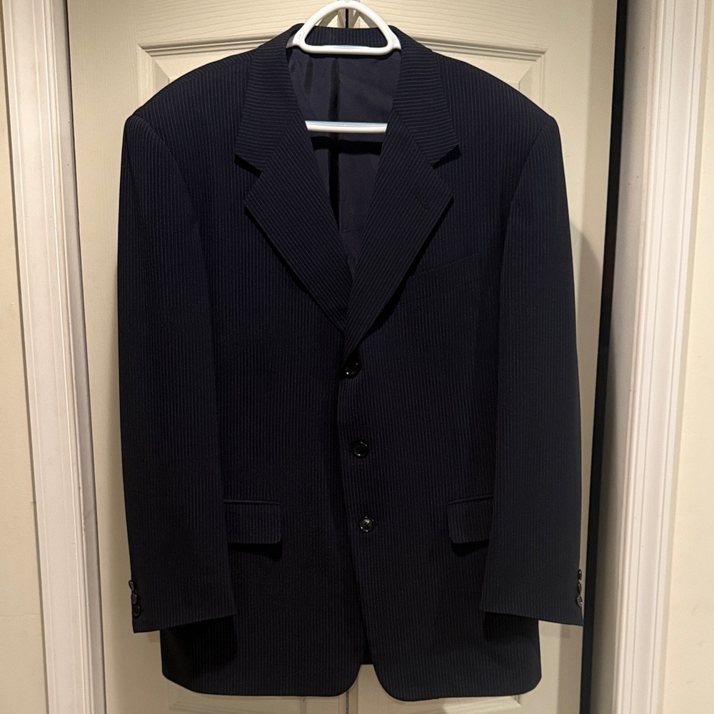 Pal Zileri 2 Piece Dark Navy Pinstripe Suit in Size 42R